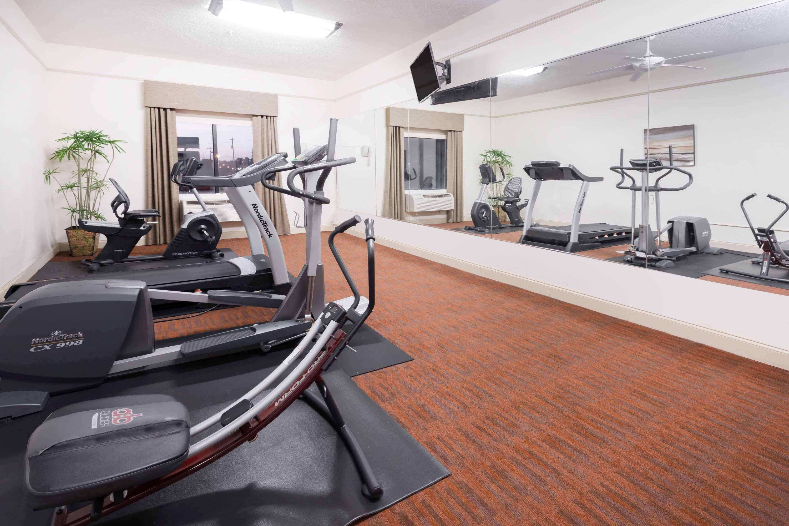 Baymont By Wyndham Savannah/Garden City Port Wentworth Extérieur photo