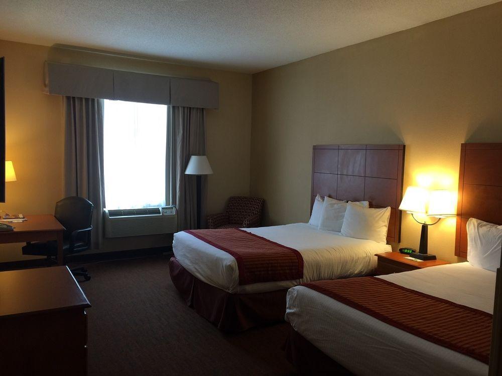 Baymont By Wyndham Savannah/Garden City Port Wentworth Extérieur photo
